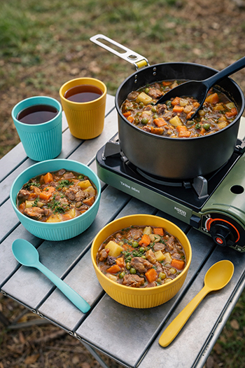 Набори посуду для кемпінгу
