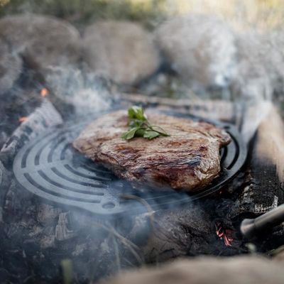 Чавунна підставка з ніжками 4-в-1 Petromax Cast-Iron Stack Grate для казанів-жаровень Dutch Oven, 30 см, Різновид: Ø30 см, з ніжками, зображення 4