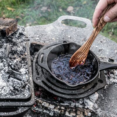 Чавунна сковорода Petromax Fire Skillet, Ø20 см (з довгою ручкою), Тип конструкції: з довгою ручкою, Діаметр верхній: 20, зображення 8