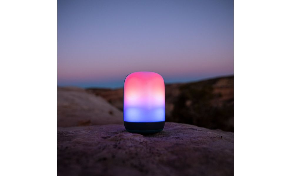 Кемпінговий ліхтар з функцією павербанк BioLite Alpenglow 500 (Teal): RGB-світло, Micro USB, Колір корпусу: Teal, зображення 7