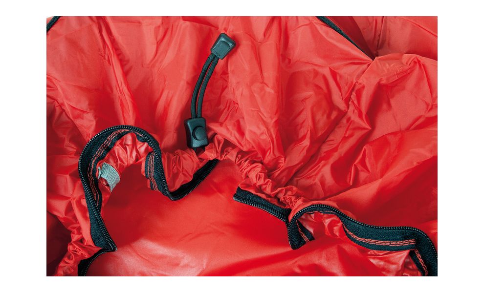 Дощовик на рюкзак Tatonka Luggage Cover - M (Red), 45-65 л, Об'єм рюкзака: 45-65, Колір виробника: Red, зображення 4