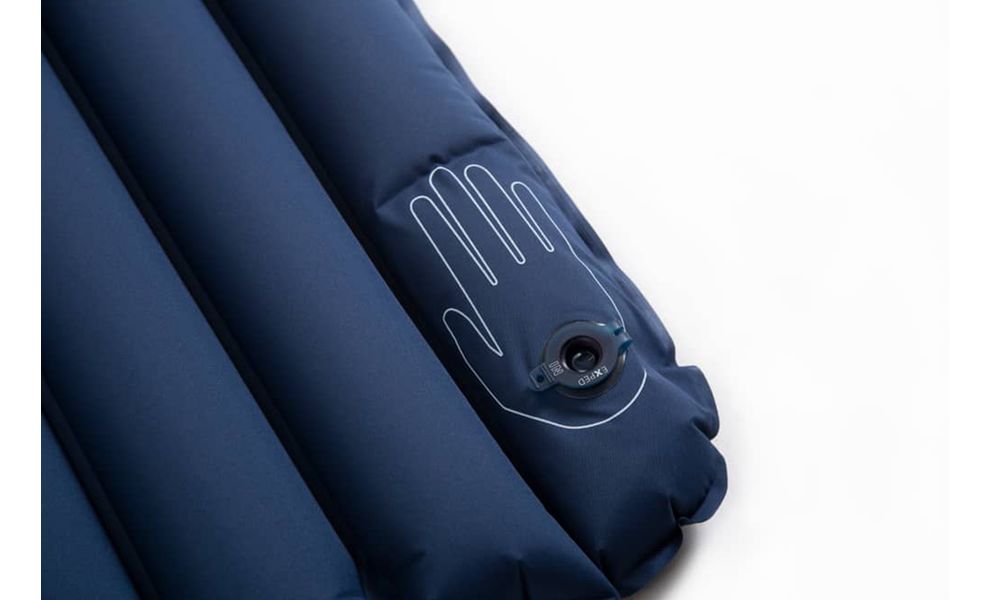 Надувний каремат Exped Versa 2R - M: з мішком-насосом, Товщина: 5, Тип розміру: M, Колір виробника: Navy, зображення 5