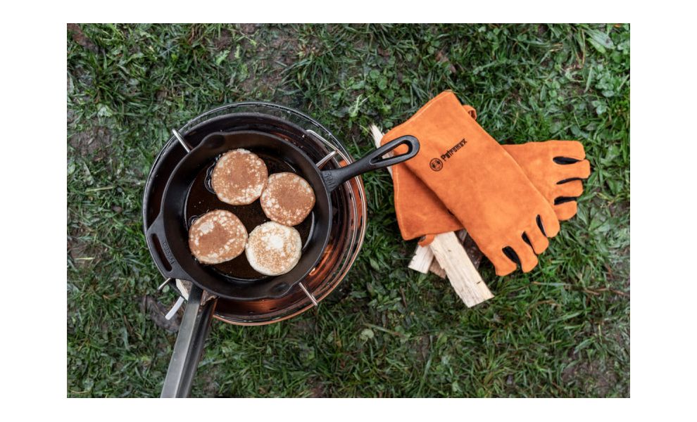 Чавунна сковорода Petromax Fire Skillet, Ø25 см (з довгою ручкою), Тип конструкції: з довгою ручкою, Діаметр верхній: 25, зображення 7