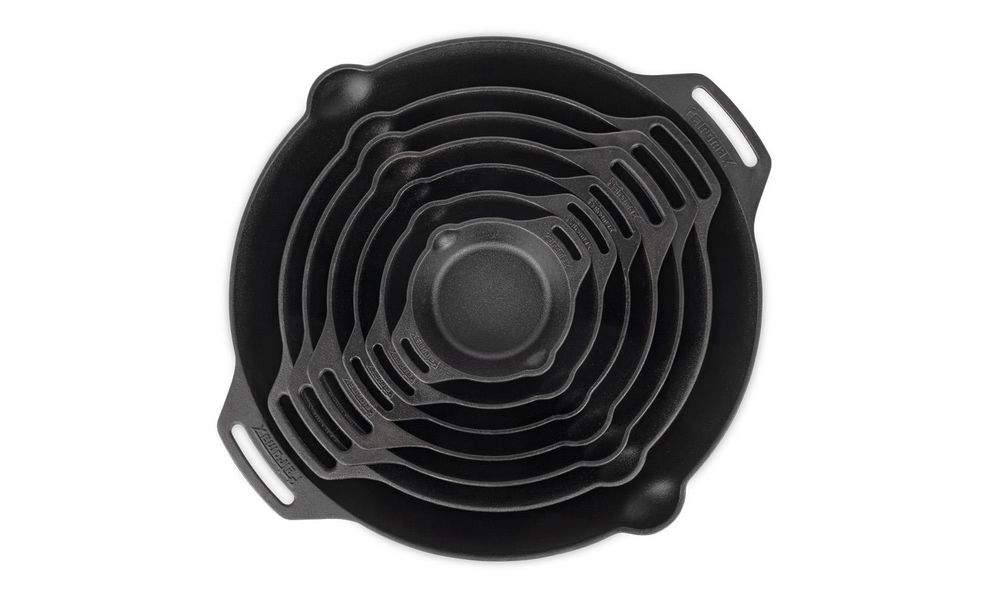 Чавунна сковорода Petromax Fire Skillet, Ø50 см (з ручками-петлями), Тип конструкції: з ручками-петлями, Діаметр верхній: 50, зображення 3