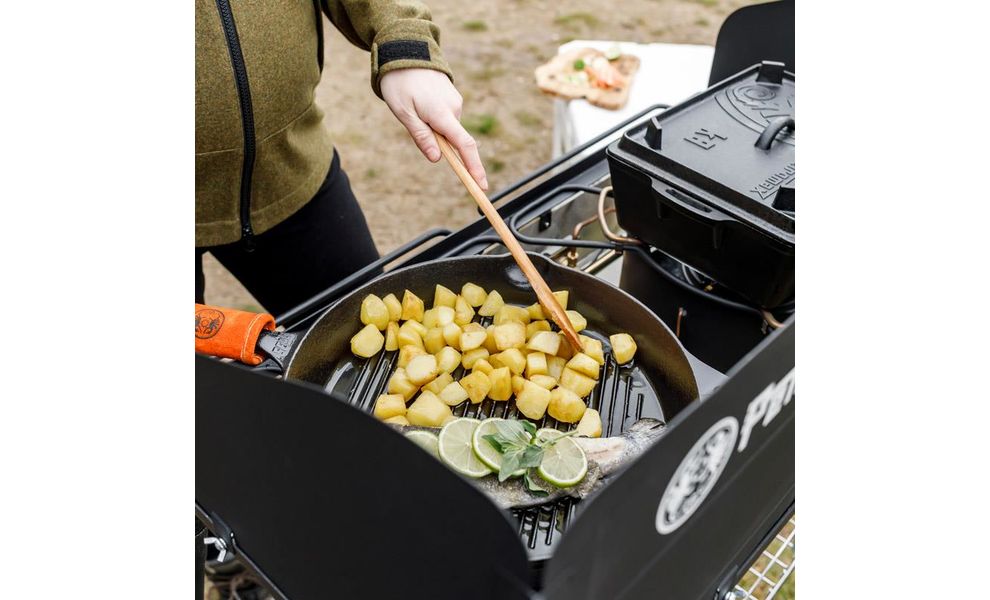 Чавунна сковорода-гриль Petromax Grill Fire Skillet, Ø35 см (з довгою ручкою), Тип конструкції: з довгою ручкою, Діаметр верхній: 35, зображення 4