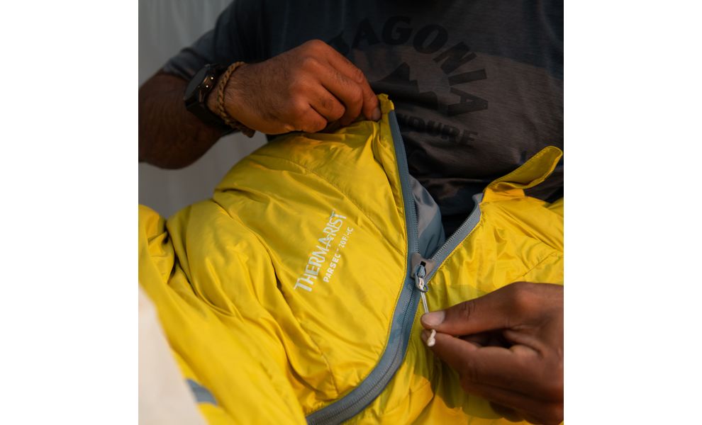 Демісезонний пуховий спальник Therm-a-Rest Parsec -6C - Long до -6°C: з капюшоном, Максимальний зріст користувача: 198, Колір: Larch, Сторона застібки: ліва, зображення 9