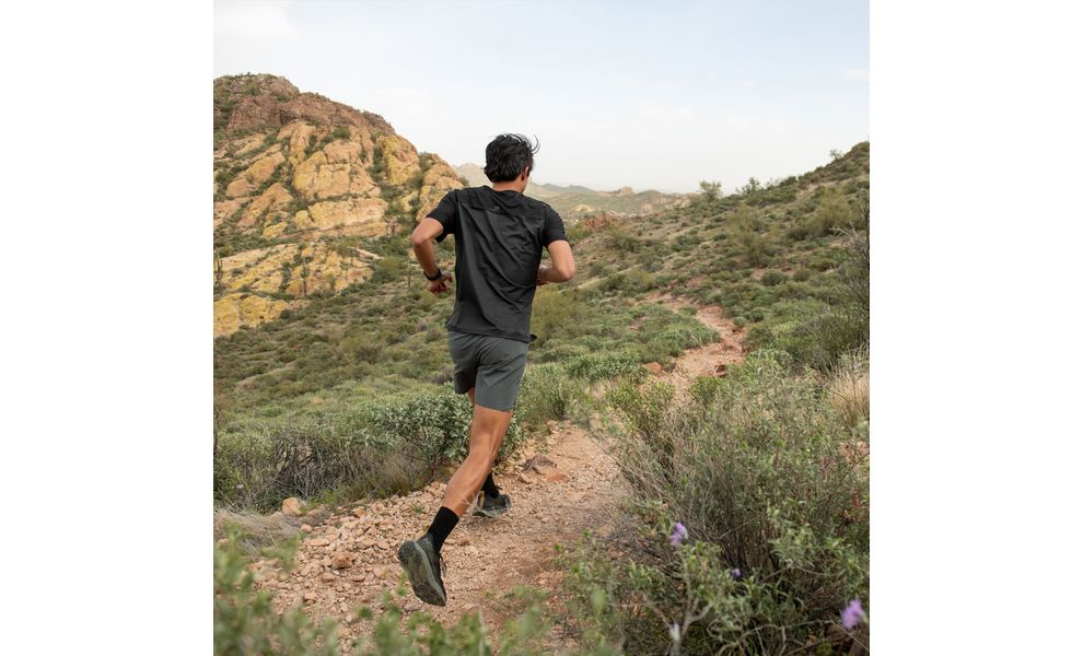 Футболка чоловіча Ultimate Direction Cirriform (Onyx), Колір виробника: Onyx, Розмір: L, зображення 4