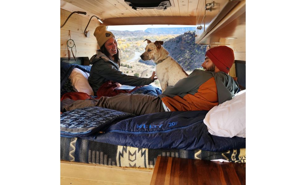 Двомісний кемпінговий спальник-ковдра Kelty Tru. Comfort Doublewide 20 (Pageant Blue) до -7°C, Максимальний зріст користувача: 198, Колір: Pageant Blue, Сторона застібки: ліва+права, зображення 9