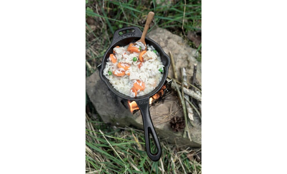 Чавунна сковорода Petromax Fire Skillet, Ø20 см (з довгою ручкою), Тип конструкції: з довгою ручкою, Діаметр верхній: 20, зображення 6