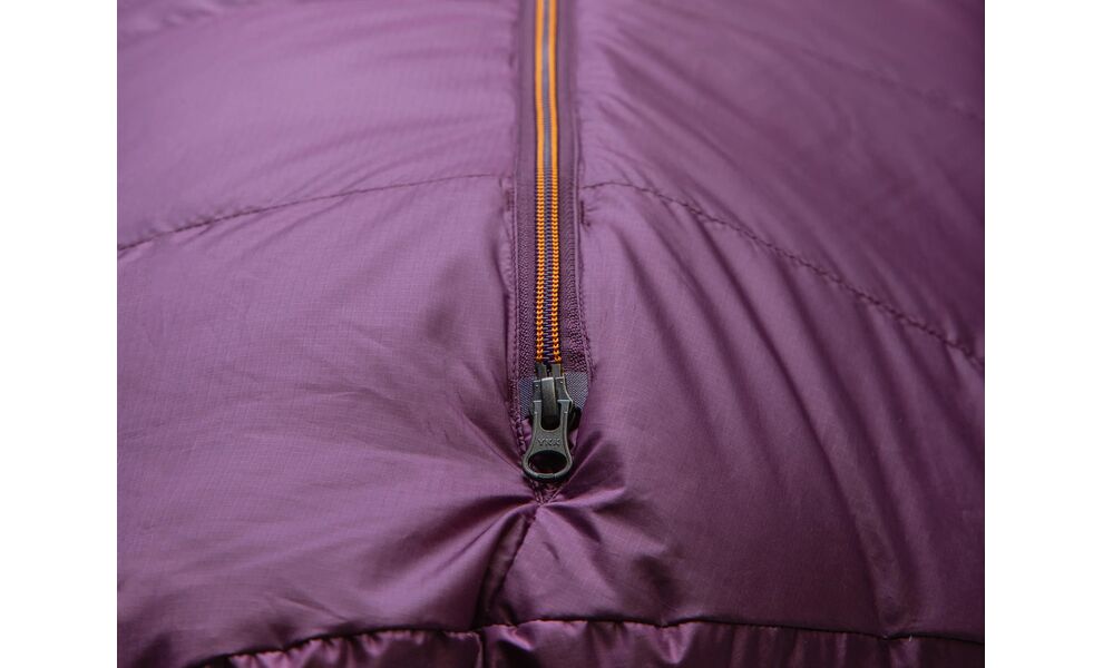 Демісезонний пуховий спальник Mountain Equipment Classic Eco 750 - Wmns Regular (01730/Raisin) до -12°C: з капюшоном, Максимальний зріст користувача: 170, Колір: 01730/Raisin, Сторона застібки: ліва, зображення 8