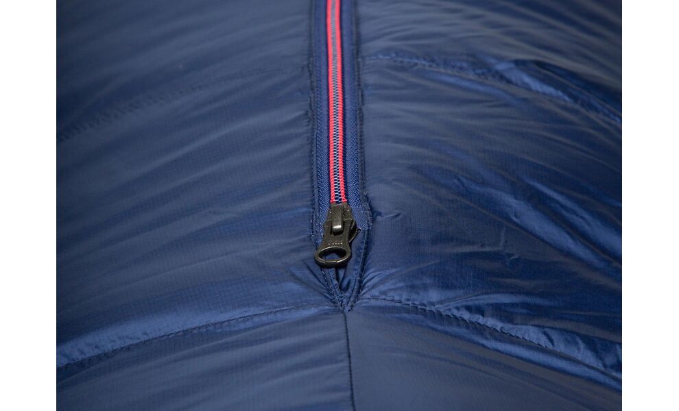 Демісезонний пуховий спальник Mountain Equipment Helium 250 - Wmns Regular (01596/Medieval Blue) до 2°C: з капюшоном, Максимальний зріст користувача: 170, Колір: 01596/Medieval Blue, Сторона застібки: права, зображення 7