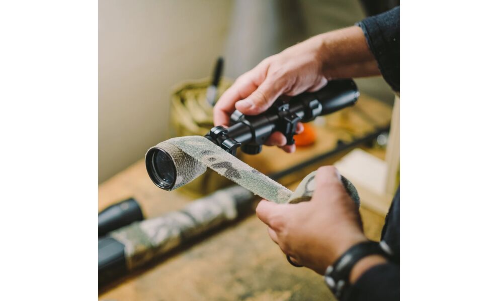 Захисна багаторазова стрічка Gear Aid CAMO FORM™ Self-Cling Wrap (камуфляж Woodland Digital), 5x366 см, Колір: Woodland Digital, зображення 5