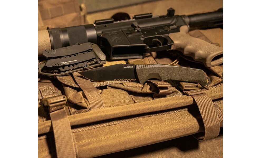 Ніж SOG Trident FX - напівсерейторний (Olive Drab), Колір руків'я: Olive Drab, Колір леза: Black, зображення 9