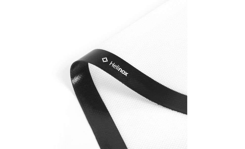 Захисний килимок Helinox Silicone Mat для столів Table One Hard Top L, Тип розміру: Large, Колір: Black/White, зображення 3