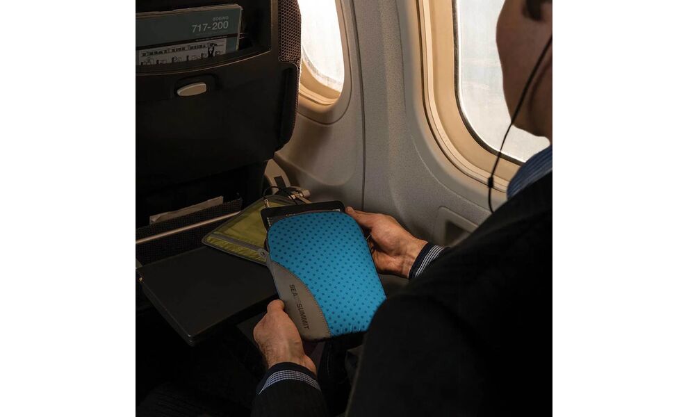 Чохол для планшета Sea to Summit Travel Light Ultra-Sil - S (Blue), Тип розміру: S, Колір виробника: Blue, зображення 7