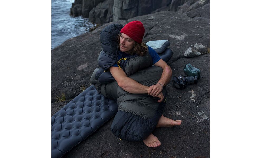 Демісезонний пуховий спальник Sea to Summit Spark Pro -9C 2025 - Long до -9°C: з капюшоном, Максимальний зріст користувача: 198, Колір: Beluga Black, Сторона застібки: ліва, зображення 20