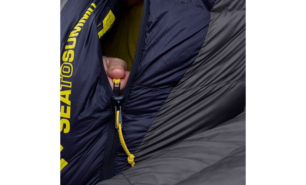 Демісезонний пуховий спальник Sea to Summit Spark Pro -9C 2025 - Long до -9°C: з капюшоном, Максимальний зріст користувача: 198, Колір: Beluga Black, Сторона застібки: ліва, зображення 24