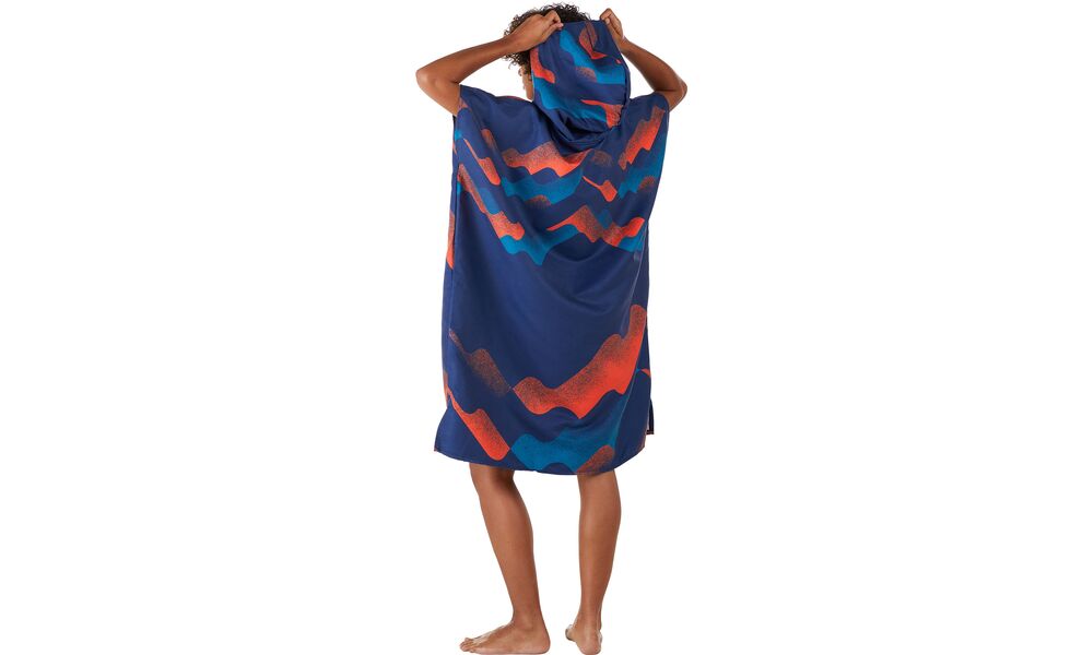 Швидкосохнучий рушник-пончо з мікрофібри PackTowl Poncho - S/M (Riso Wave), 130x84 см, Тип розміру: S/M, Колір: Riso Wave, зображення 3