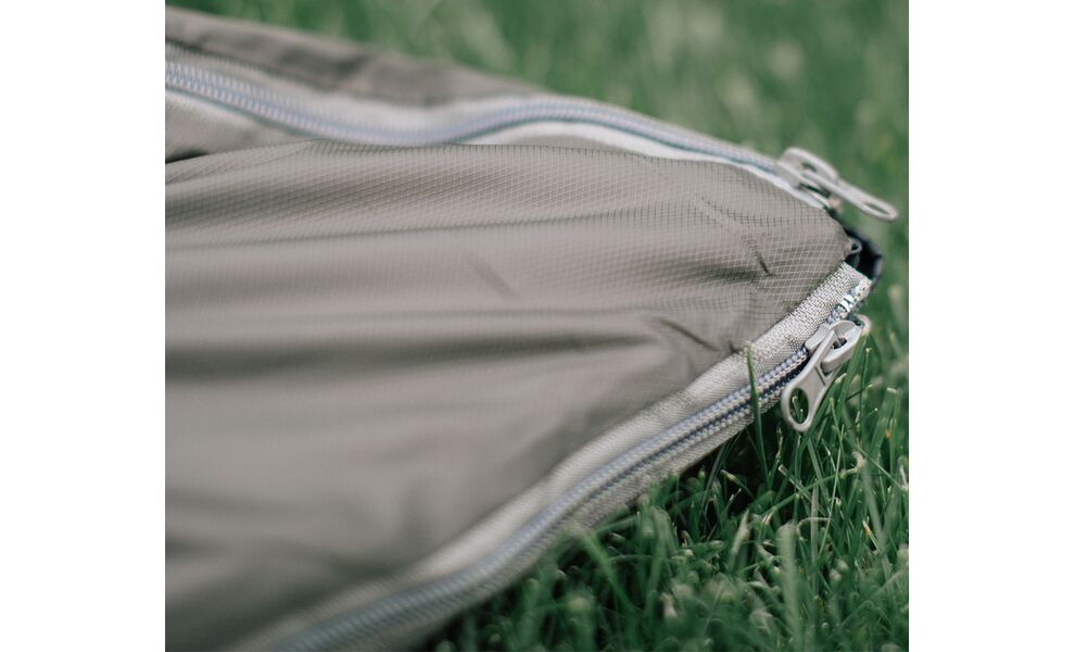 Літній кемпінговий спальник-ковдра Tramp Airy Light (Yellow) до 10°C, Максимальний зріст користувача: 185, Колір: Yellow/Grey, Сторона застібки: ліва, зображення 23