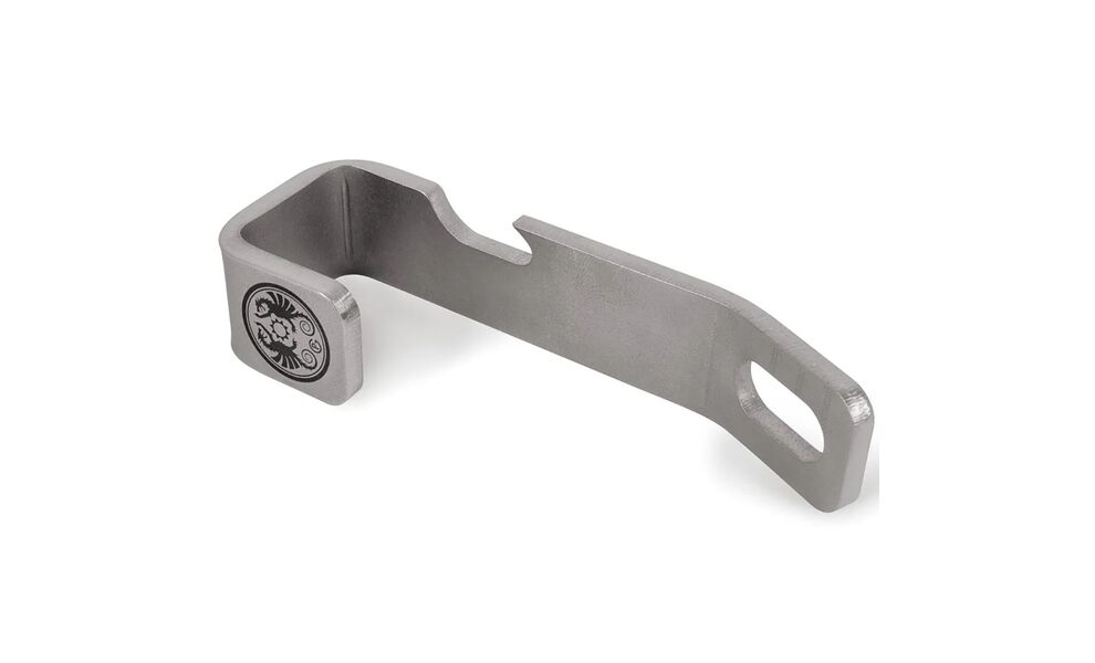 Фіксатор замка з відкривачкою для термобоксу Petromax Lock Bracket for Cooler Box, зображення 2