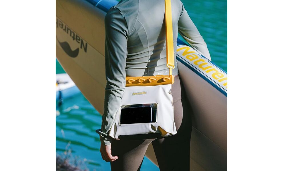 Гермочохол Naturehike CNK2300BS016 (Yellow), 18,4х8х17 см, Тип розміру: 2,6 л, Колір: Yellow, зображення 10