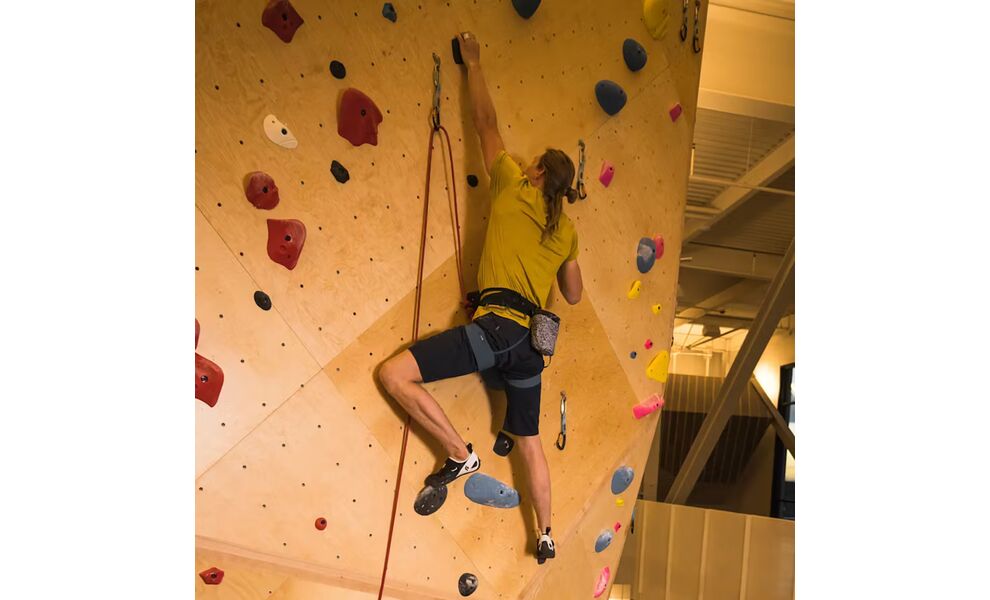 Скельники чоловічі Black Diamond Momentum - 570101 (White/Black), Колір виробника: White/Black, Розмір виробника: 10,5 (EU 44), зображення 5