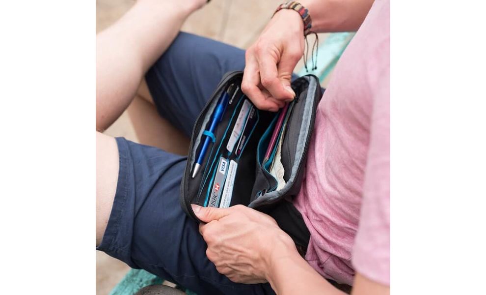 Гаманець на пояс Lifeventure Travel Belt Pouch RFID (Black), зображення 7