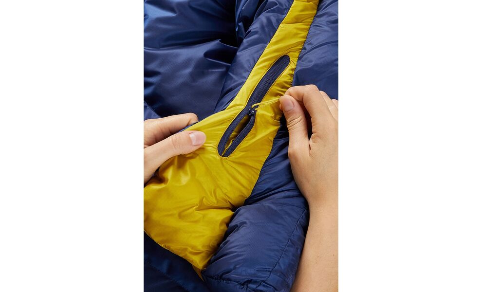 Демісезонний пуховий спальник Rab Neutrino 600 - Wmns Regular до -12°C: з капюшоном, Максимальний зріст користувача: 170, Колір: Nightfall Blue, Сторона застібки: ліва, зображення 6
