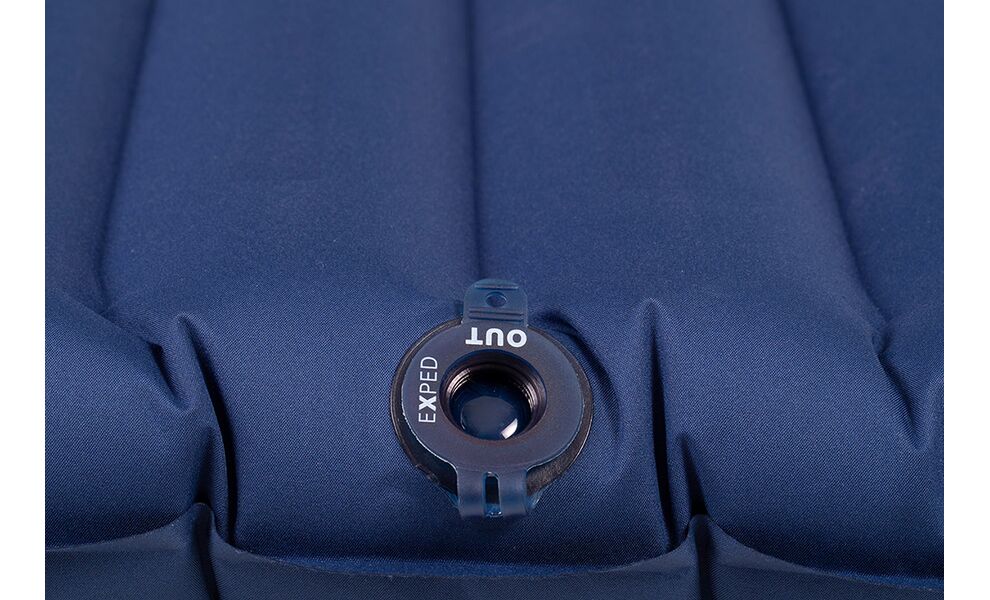 Надувний каремат Exped Versa 5R - LW: з мішком-насосом, Товщина: 9, Тип розміру: LW, Колір виробника: Navy, зображення 5