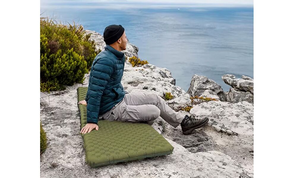 Надувний каремат Naturehike CNH22DZ018 - Rectangular M (Black): з мішком-насосом, Товщина: 7, Тип розміру: Rectangular M, Колір виробника: Black, зображення 11