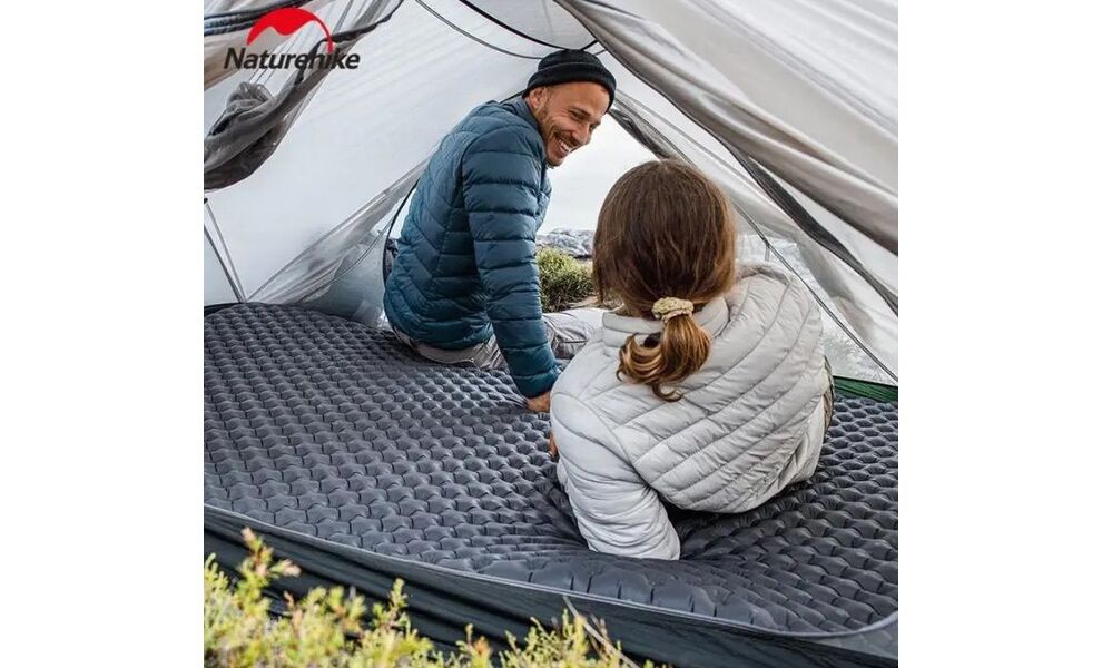 Надувний каремат Naturehike CNH22DZ018 - Rectangular M (Black): з мішком-насосом, Товщина: 7, Тип розміру: Rectangular M, Колір виробника: Black, зображення 13