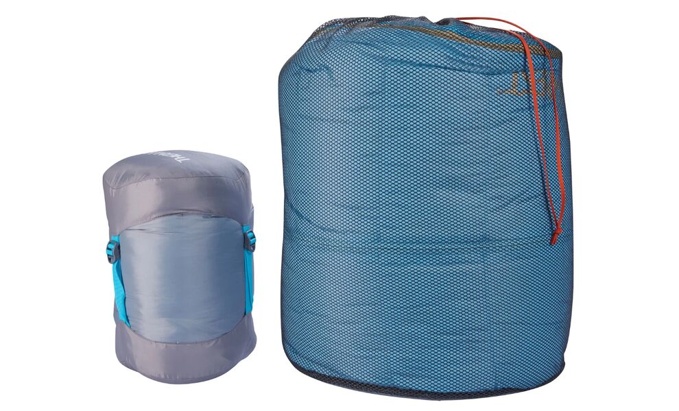 Демісезонний пуховий спальник Therm-a-Rest Boost 650 -6C - Regular до -6°C: з капюшоном, Максимальний зріст користувача: 183, Колір: Morning Blue, Сторона застібки: ліва, зображення 4