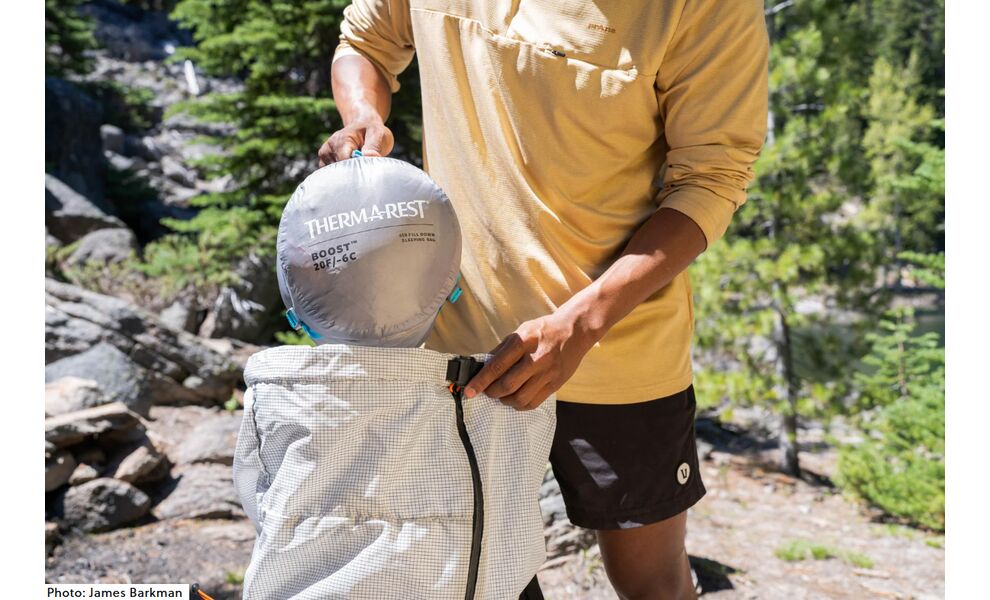 Демісезонний пуховий спальник Therm-a-Rest Boost 650 -6C - Regular до -6°C: з капюшоном, Максимальний зріст користувача: 183, Колір: Morning Blue, Сторона застібки: ліва, зображення 7