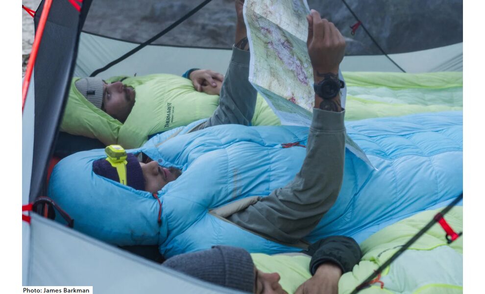 Демісезонний пуховий спальник Therm-a-Rest Boost 650 -6C - Long до -6°C: з капюшоном, Максимальний зріст користувача: 198, Колір: Morning Blue, Сторона застібки: ліва, зображення 8