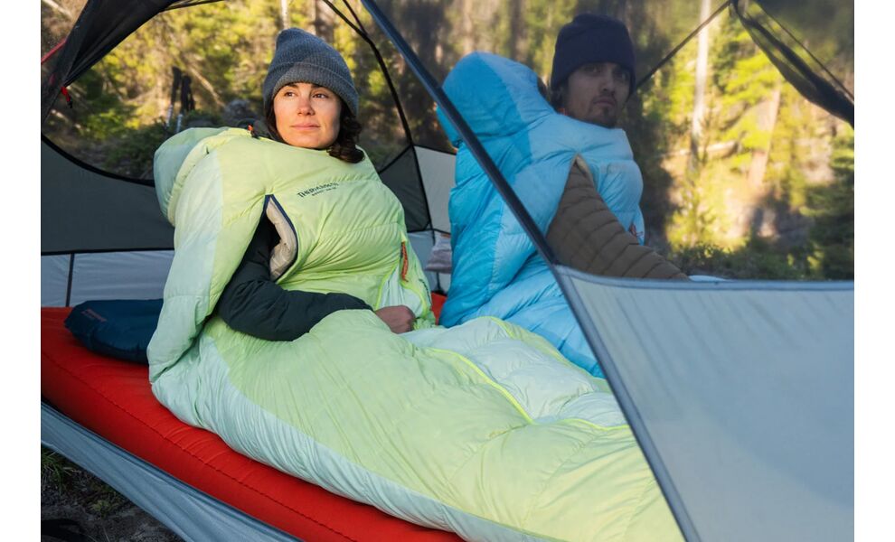 Демісезонний пуховий спальник Therm-a-Rest Boost 650 0C - Regular до 0°C: з капюшоном, Максимальний зріст користувача: 183, Колір: Meadow Green, Сторона застібки: ліва, зображення 6