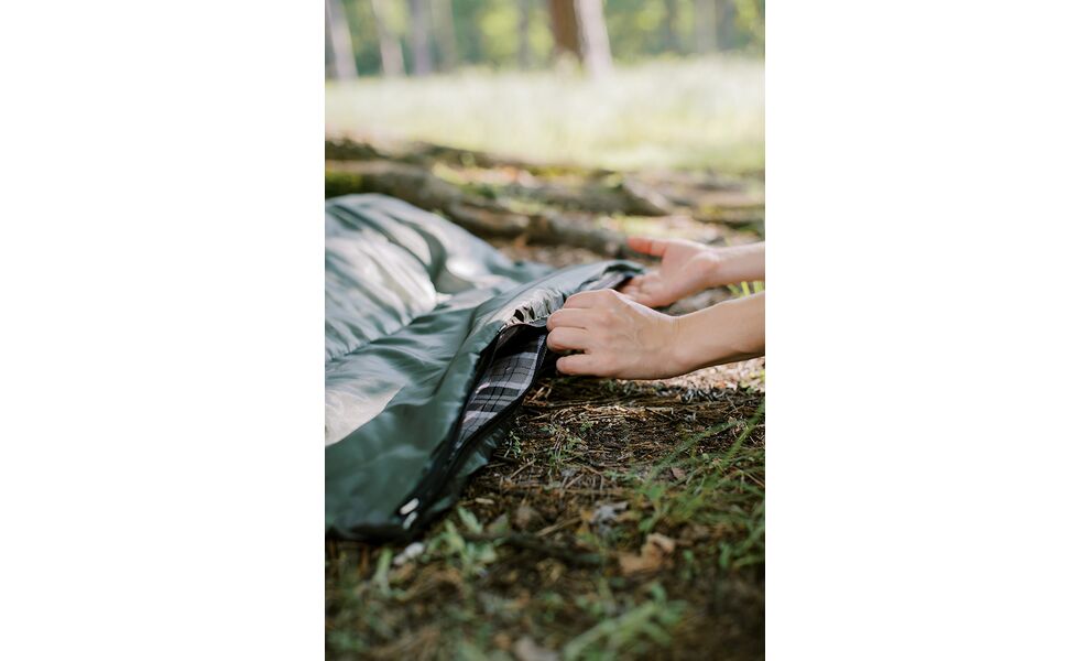 Демісезонний кемпінговий спальник-ковдра Totem Ember Plus до 5°C: з капюшоном, Максимальний зріст користувача: 190, Колір: Green, Сторона застібки: права, зображення 18