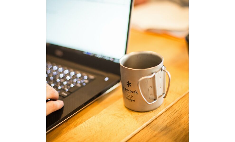 Туристична термочашка зі складною ручкою Snow Peak Titanium Double Wall на 220 мл, титан, Об'єм: 220, зображення 9