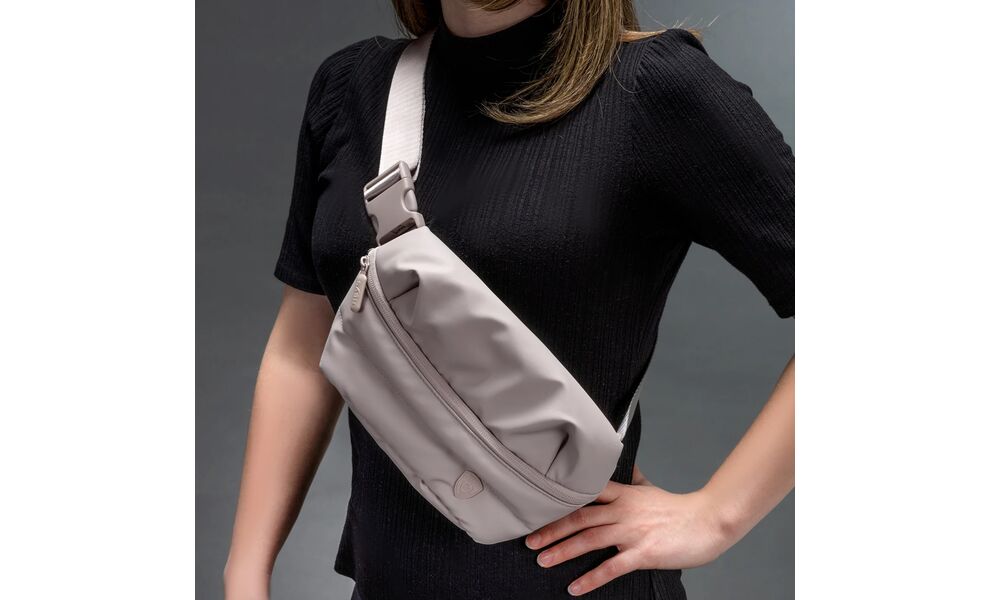 Сумка на пояс Heys Puffer Mini Waist Bag (Atmosphere), 1,8 л, Об'єм: 1,8, Колір виробника: Atmosphere, зображення 8