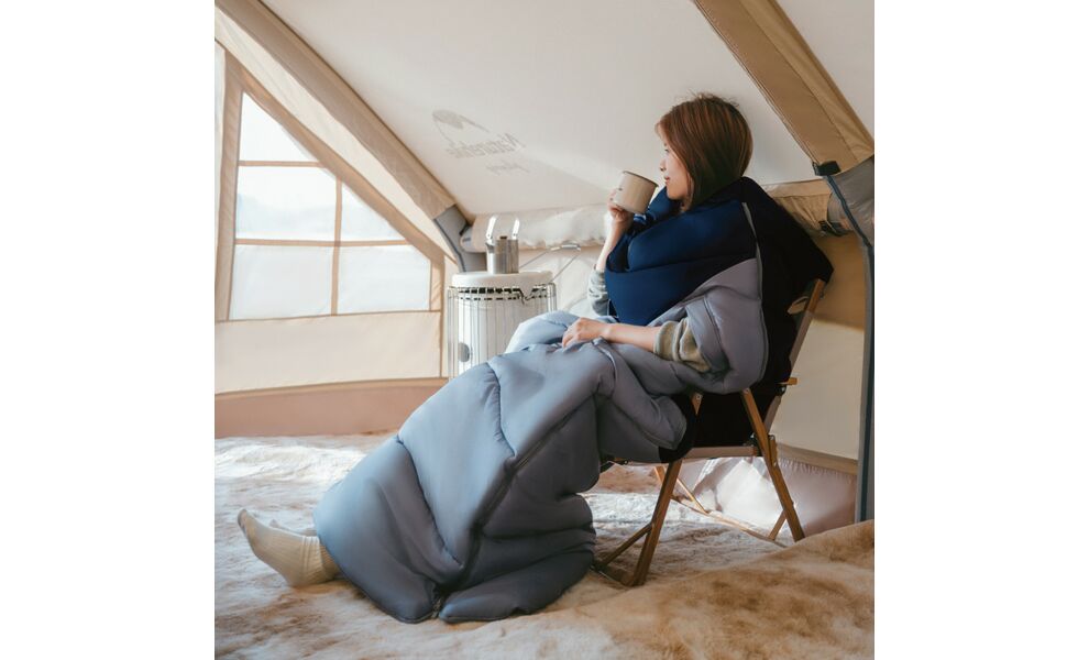 Демісезонний кемпінговий спальник-ковдра Naturehike CNK2550WS028 - U250 (Blue) до 4°C: з капюшоном, Максимальний зріст користувача: 195, Колір: Blue, Сторона застібки: ліва, зображення 4