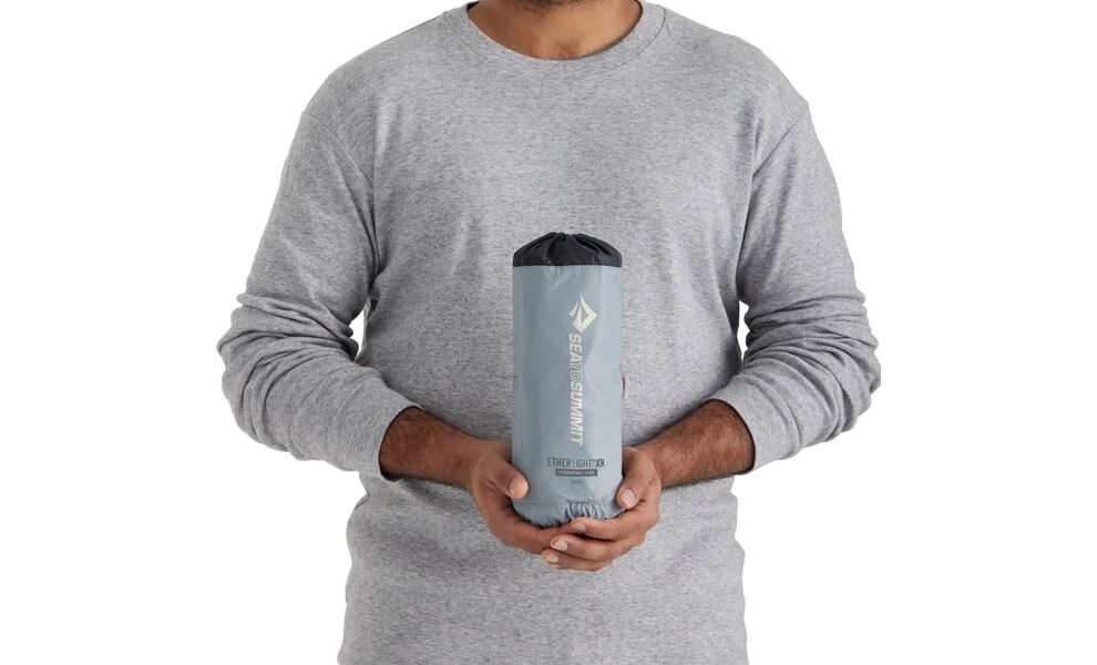 Надувний каремат Sea to Summit Ether Light XR Insulated - Small: з мішком-насосом, Товщина: 10, Тип розміру: Small, Колір виробника: Dark Grey, зображення 5
