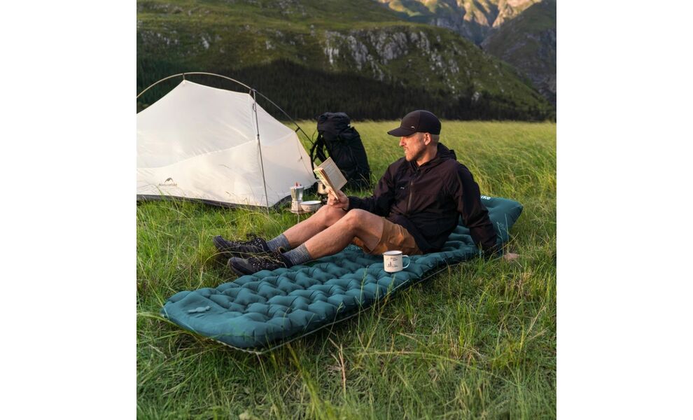 Надувний каремат Naturehike CNK2550WS019 (Green): з мішком-насосом та подушкою, Тип розміру: Single, Колір виробника: Green, зображення 11