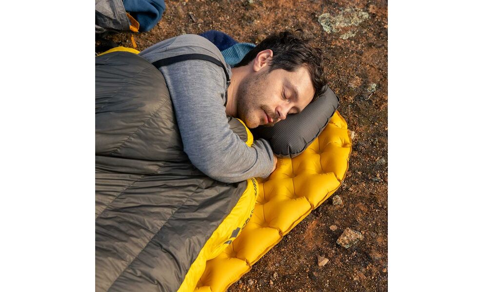 Надувний каремат Sea to Summit Ultralight XR Insulated - Regular: з мішком-насосом, Товщина: 6,5, Тип розміру: Regular, Колір виробника: Arrowwood, зображення 8