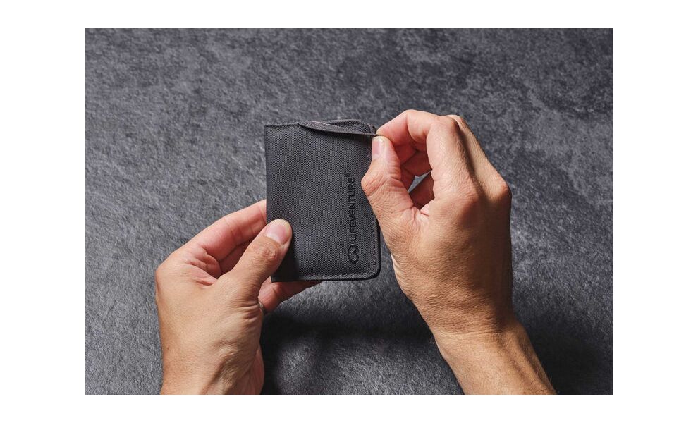 Гаманець на резинці з захистом для карток Lifeventure Recycled RFID Card Wallet (Olive), Колір виробника: Olive, зображення 7