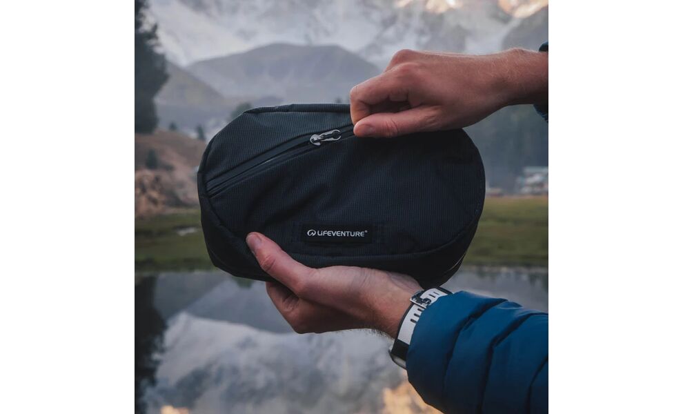 Дорожня косметичка з гачком для підвішування Lifeventure Folding Wash Bag (Black), Колір: Black, зображення 7