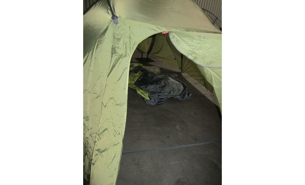 3-місний намет Pinguin Tornado 3: двошаровий, Кількість місць: 3, Матеріал каркасу: склопластик, Колір: Green, зображення 5