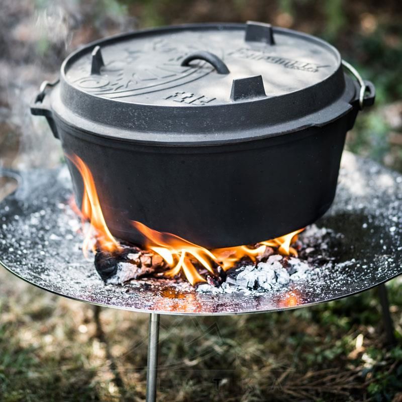 Чавунний казан-жаровня на ніжках Petromax Dutch Oven на 10,8 л